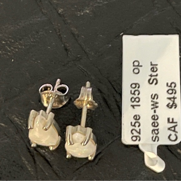 Sterling silver 925 Cabachon pear shaped opal earrings - Picture 5 of 7